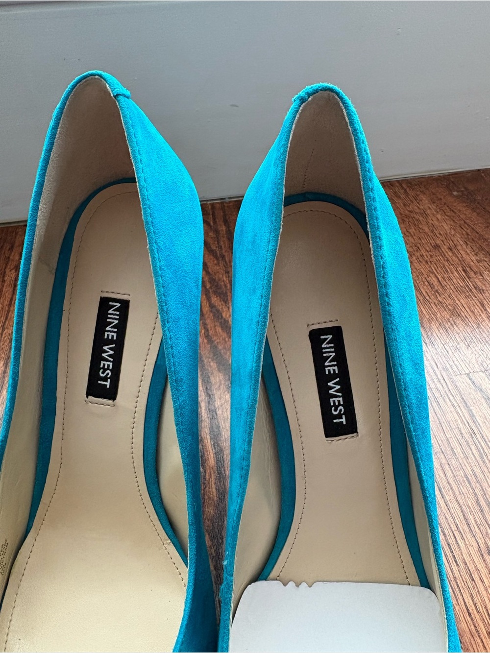 Nine West Teal Suede Pointed Pumps - Picture 4 of 6